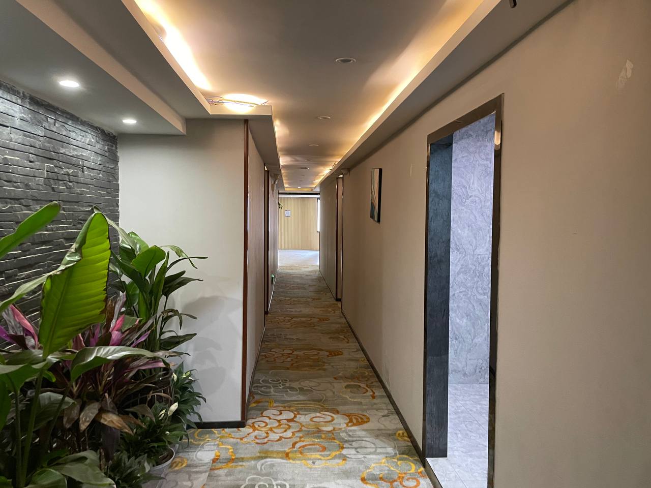 昆明桑拿洗浴半套实体店海选场子